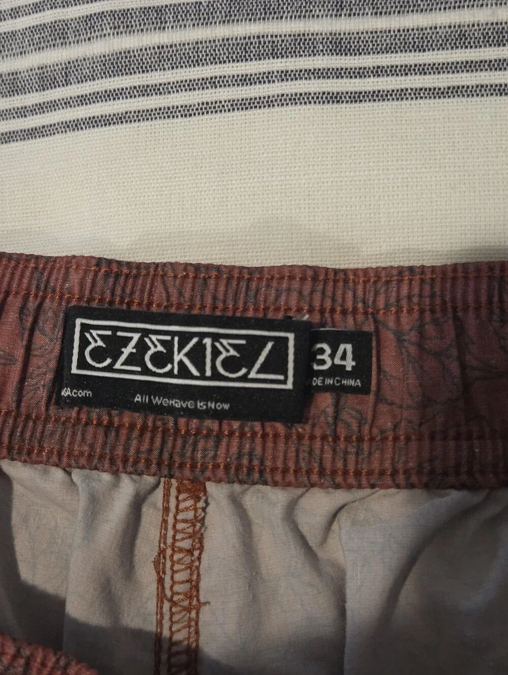 (5/$25) Ezekiel Red Floral Rose Swim Trunks Boardshorts - Size 34